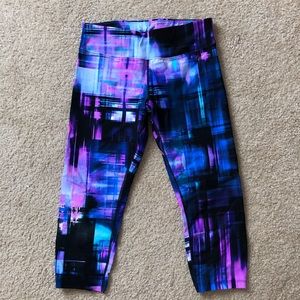 Calvin Klein workout capri leggings - medium